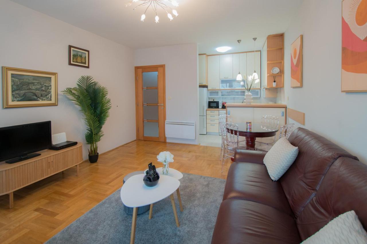 City Nest Apartment Podgorica Exterior foto
